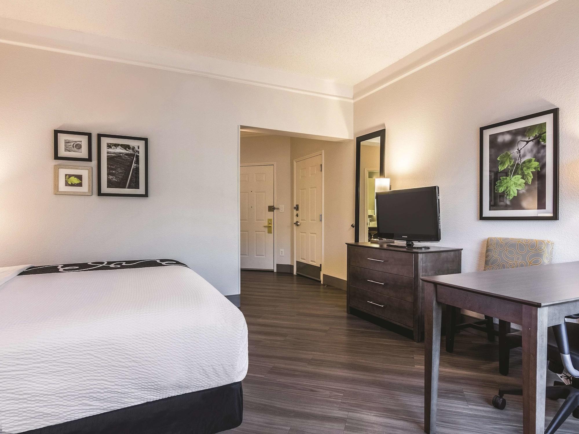 Hotel La Quinta By Wyndham Shreveport Airport Esterno foto
