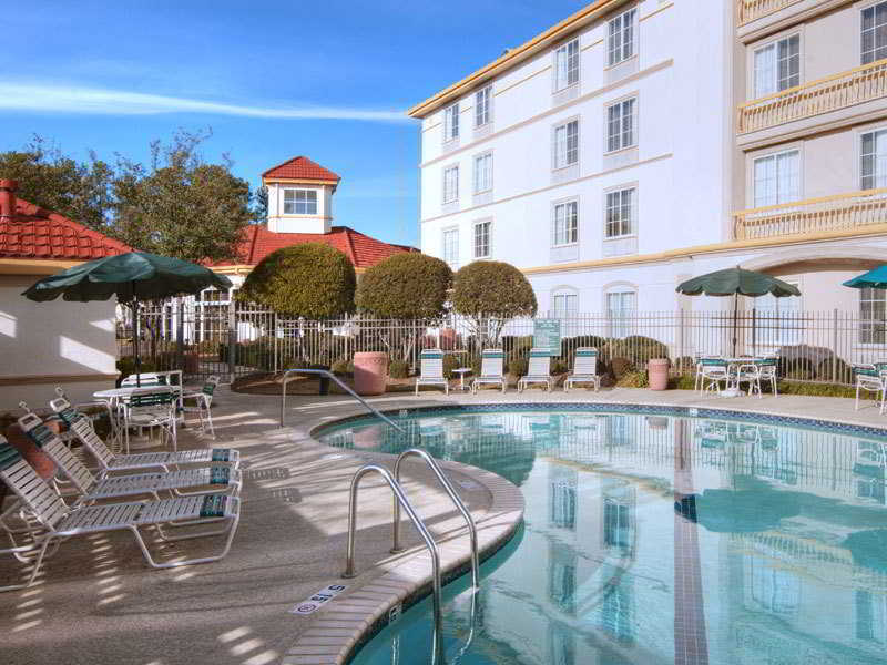 Hotel La Quinta By Wyndham Shreveport Airport Esterno foto